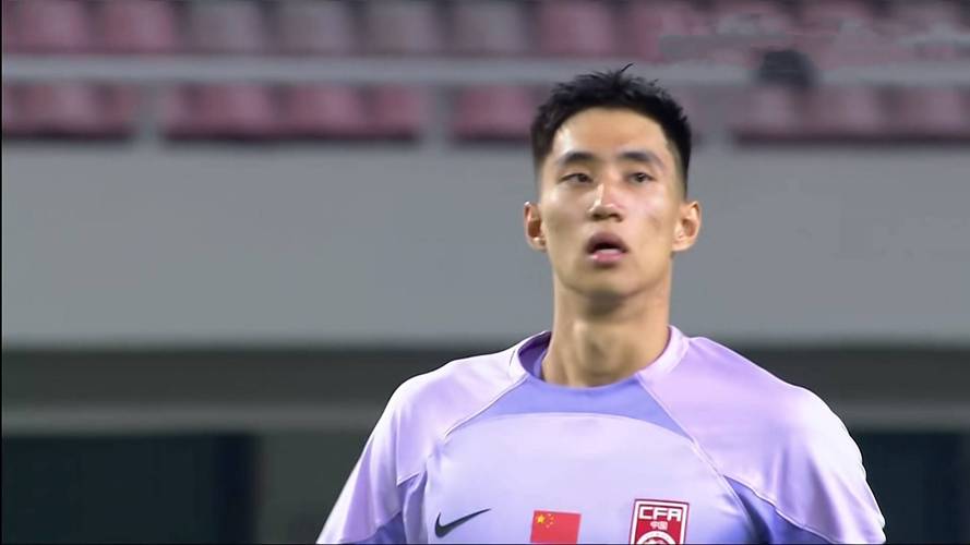 Tóc Ngắn Nữ
